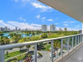 Building Photo - 3625 N Country Club Dr