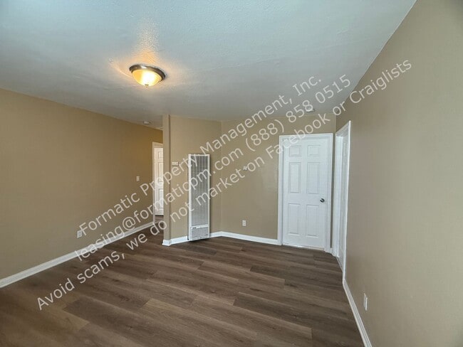 Building Photo - 11771 Hazeldell Dr