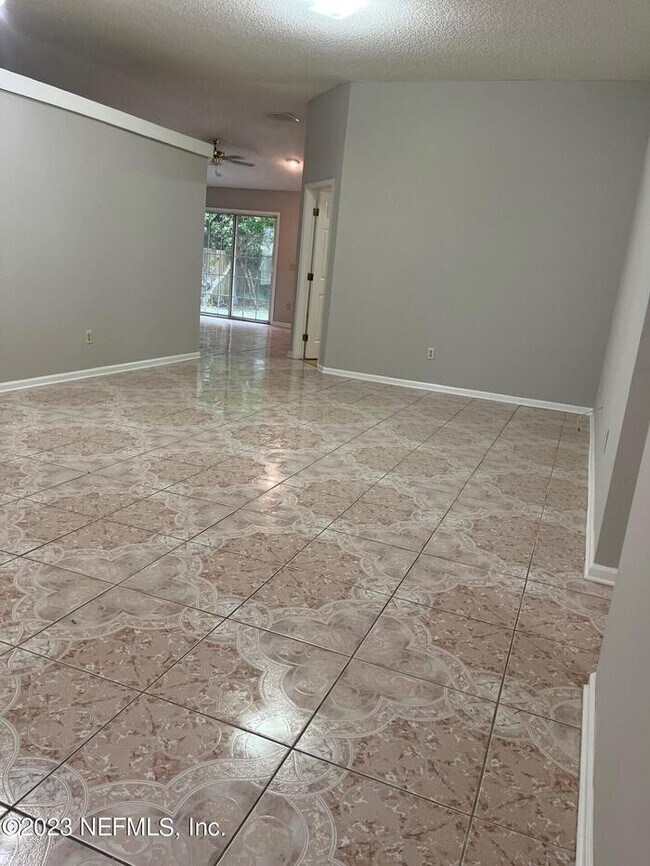 Building Photo - 4627 Sunbeam Station Court