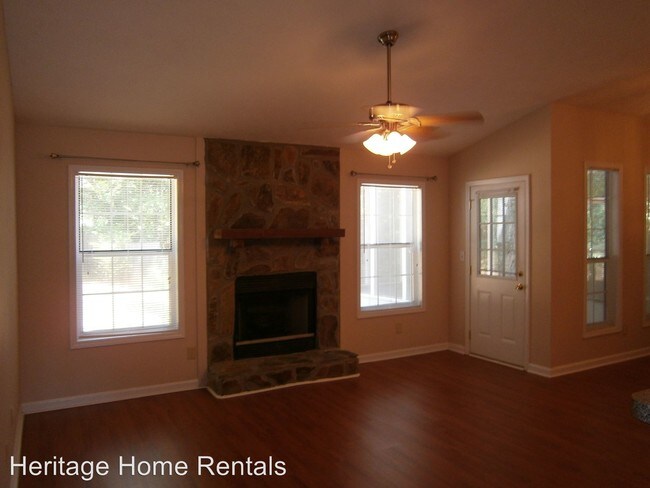 Building Photo - 3 br, 2 bath House - 3755 Willow Ridge Road