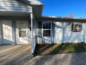 Building Photo - 405 Fonville St