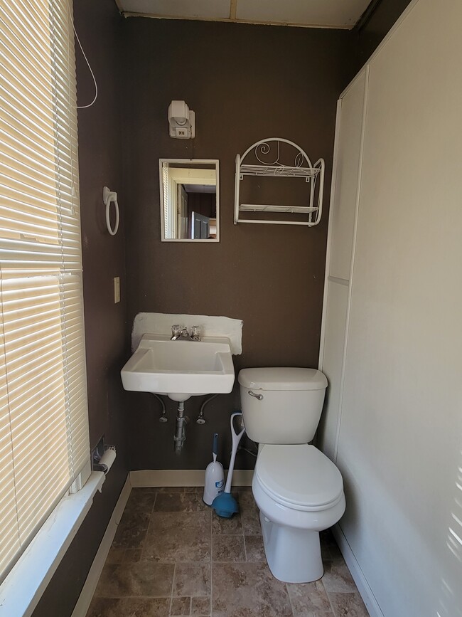 Photo - 623 7th Ave House