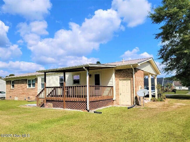Foto del edificio - 304 Beech Ln