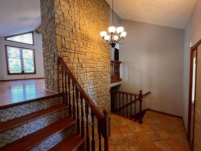 Foto del edificio - Spacious 4 Bedroom, 3 Bathroom home in Pla...