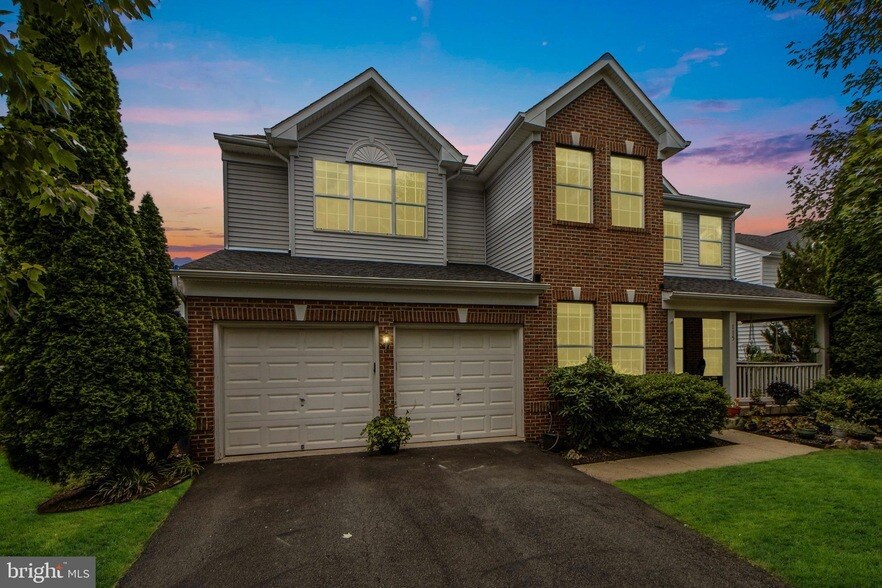 Photo - 115 Richard Drive SE Unit