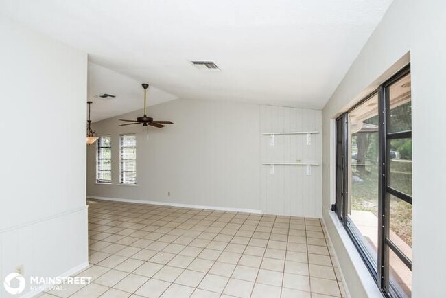 Foto del edificio - 537 ESCAROLE ST S E, PALM BAY, FL 32909