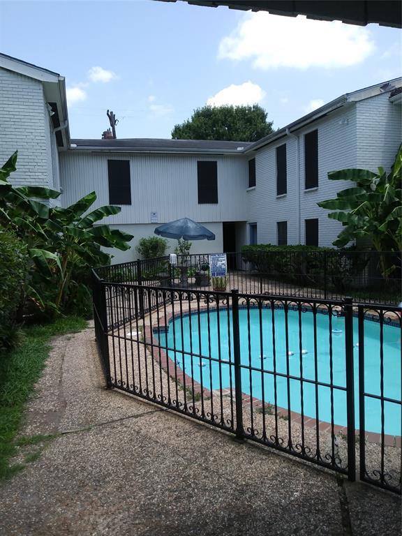 105 Avondale St Unit 2, Houston, TX 77006 Room for Rent in Houston