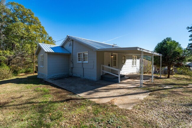 Foto del edificio - Super Cute Super Clean Priced to move fast!!!