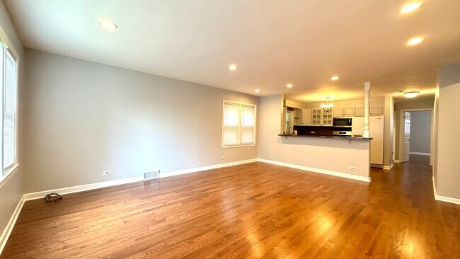 Foto del edificio - 3830 Jerome St