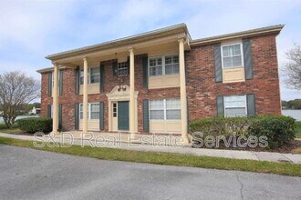 Building Photo - 1920 E Edgewood Dr