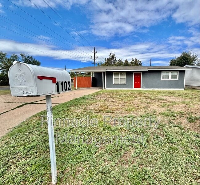 Building Photo - 1102 E 23rd St