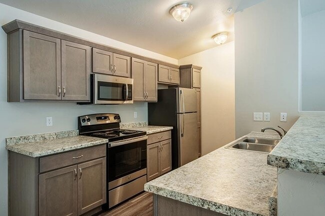Building Photo - Pine Cove Estates