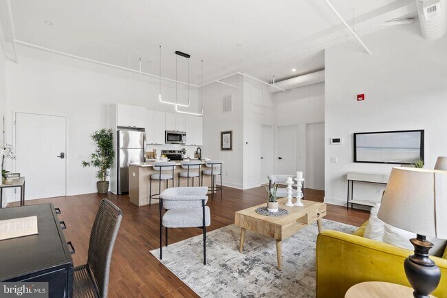 Foto del edificio - 240 Hermitage St