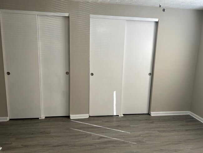 Foto del edificio - 1214 Santiago Dr