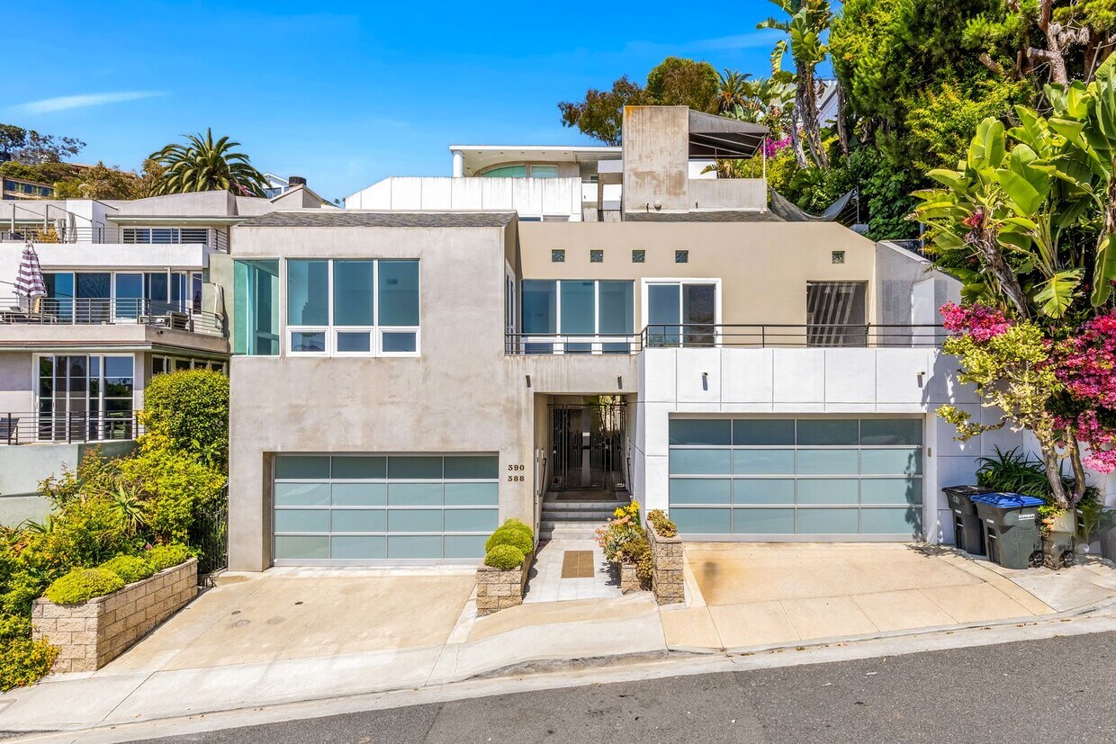 Foto principal - Luxury 2 Bed | 2.5 Bath Private Residence ...