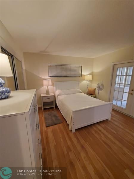 Foto principal - 2050 NE 39th St