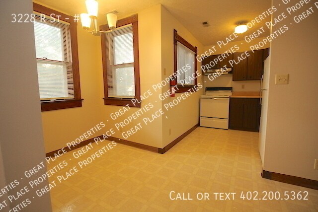 Foto del edificio - 3228 R St