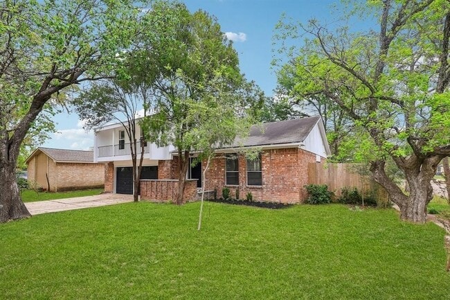 Building Photo - 4031 Rushcroft Dr
