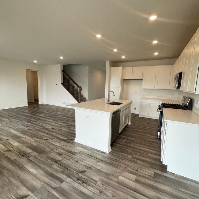 Building Photo - 103 Ellis Rd