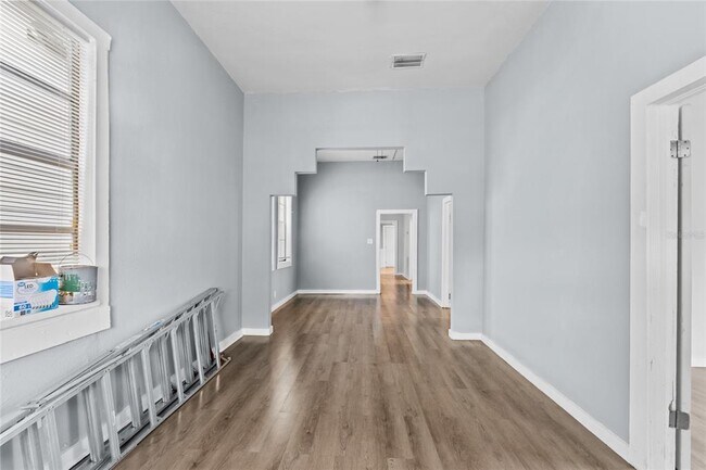 Foto del edificio - 2320 W Walnut St