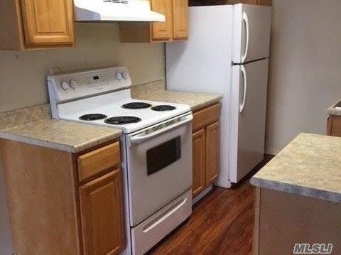 Foto principal - 91 Alhambra Dr