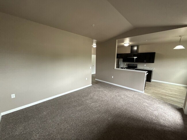 Foto del edificio - 4245 Hawthorne Ave NE