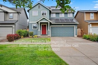 Building Photo - 1227 SE Rivergreen Ave