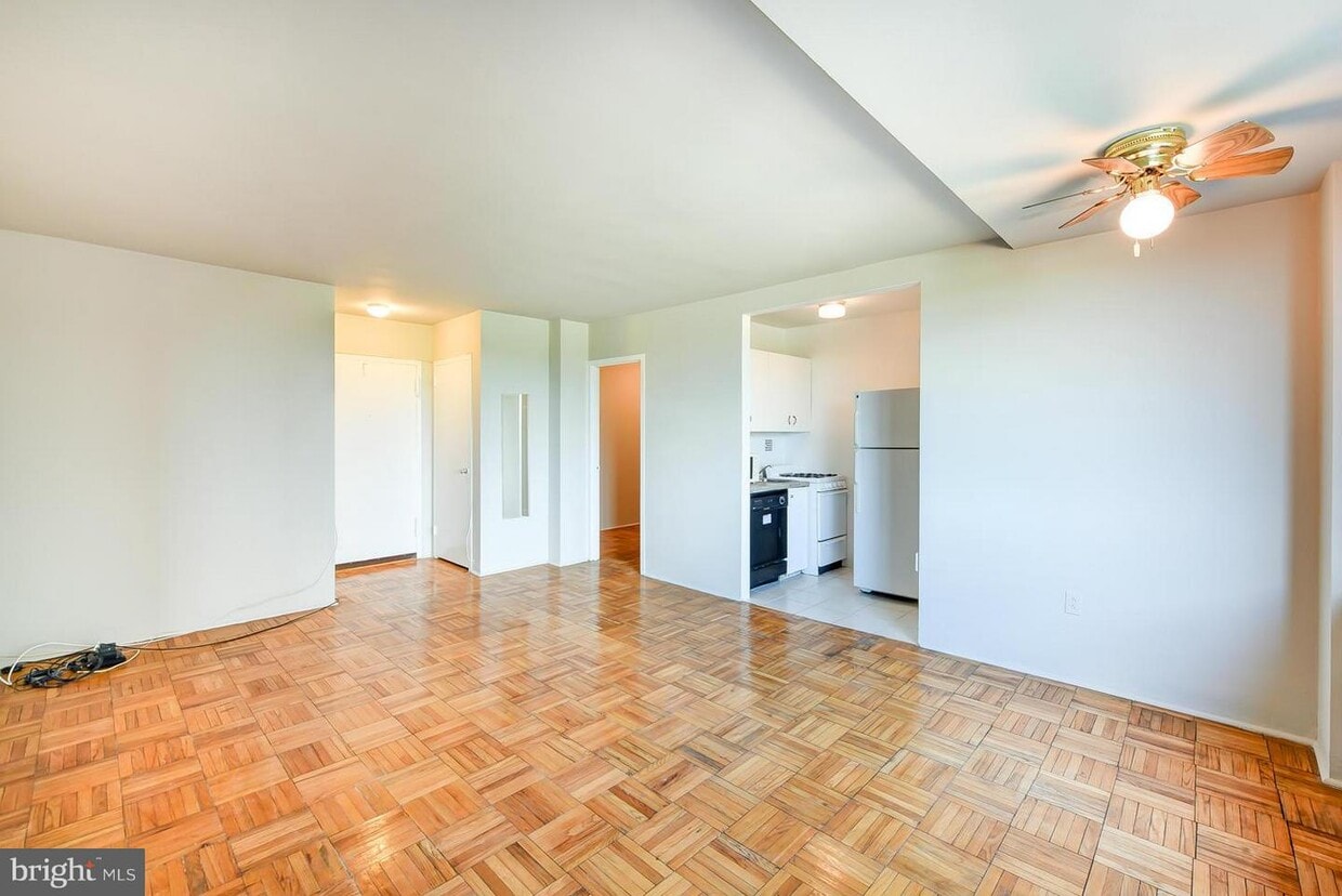 1021 Arlington Blvd Unit 525, Arlington, VA 22209 Condo for Rent in