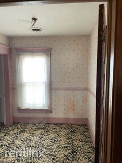 Building Photo - 5 br, 2 bath House - 204 East 5th Street