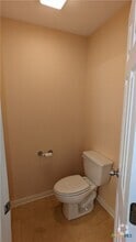 Building Photo - 208 Bonner St