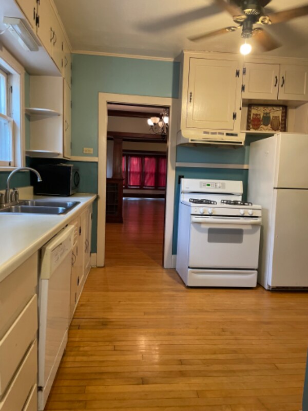 Building Photo - 251 Allen Ave