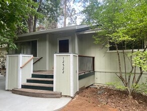 Building Photo - 12522 Mayflower Dr