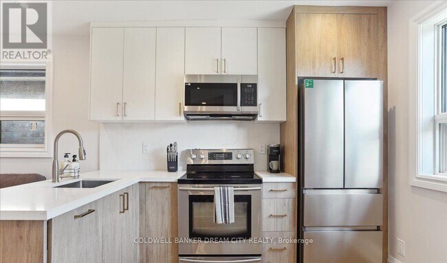 Photo du bâtiment - 464 Maybank Ave