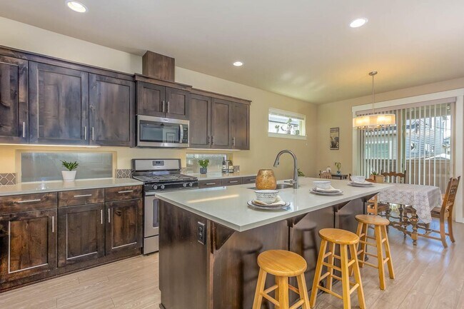 Foto del edificio - 3760 SW Badger Ct