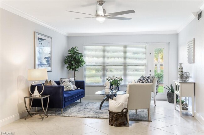 Foto del edificio - 4120 Looking Glass Ln