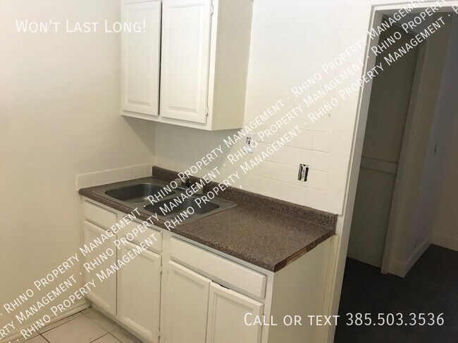 Foto del edificio - REDUCED RENT! 1 Bed/1 Bath Apartment in Ogden