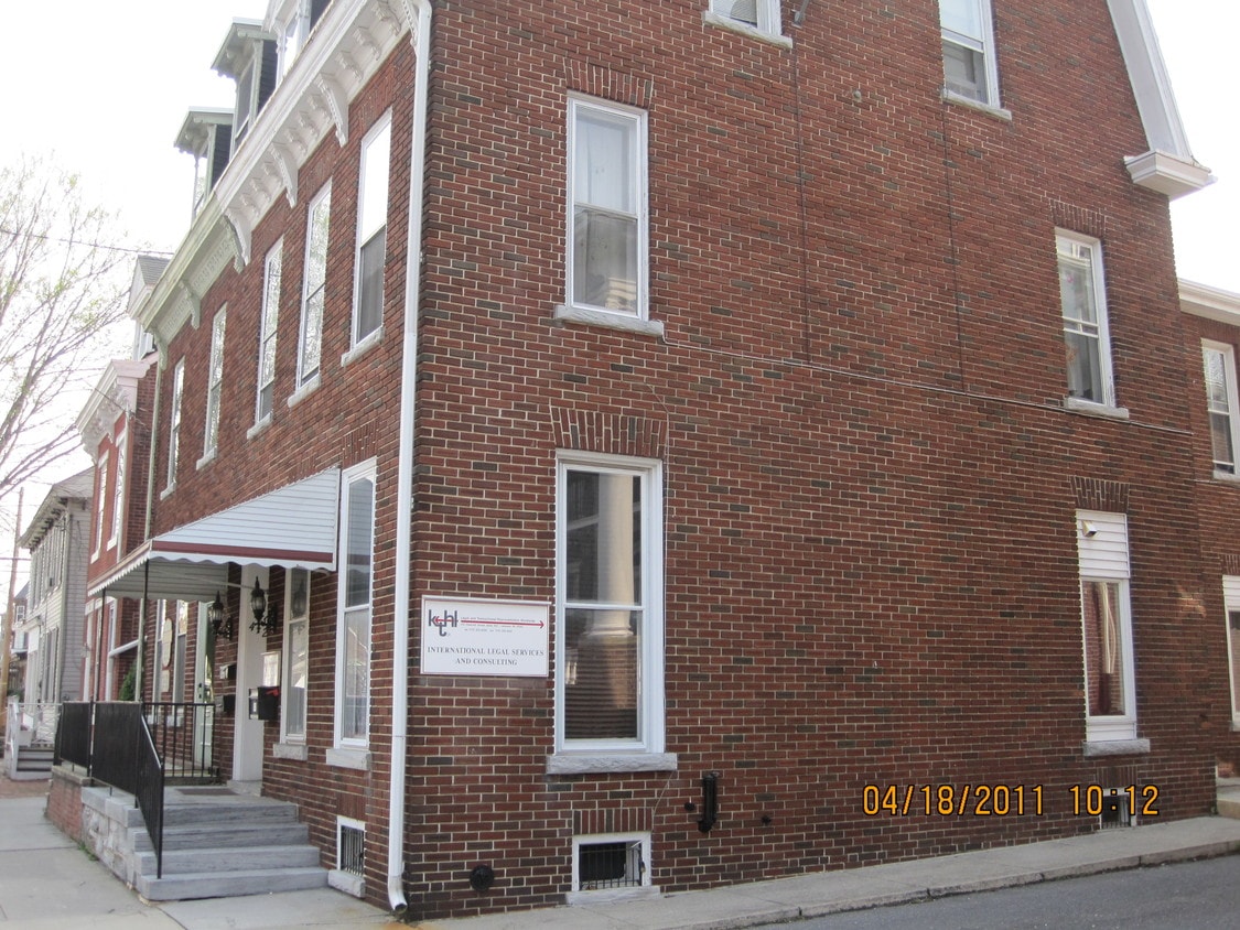 412 Chestnut St, Lebanon, PA 17042 Apartments in Lebanon, PA