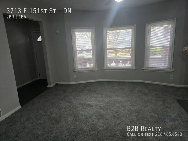 Foto del edificio - 3713 E 151st St