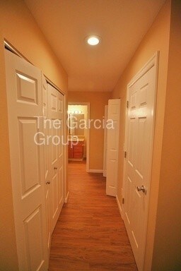 Foto del edificio - 6020 SW Fisher Ave