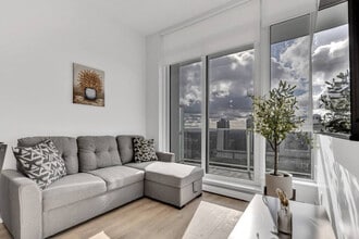 Building Photo - 13685-13102 102 Ave