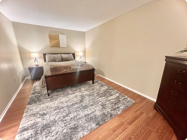 Foto del edificio - 4319 Frontenac Dr