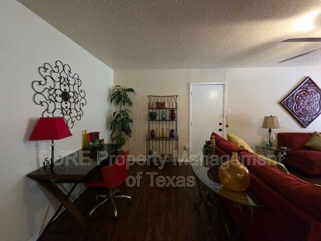 Foto del edificio - 203 2nd St N