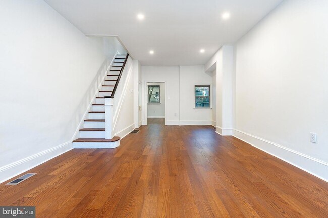 Foto del edificio - 2108 S Garnet St