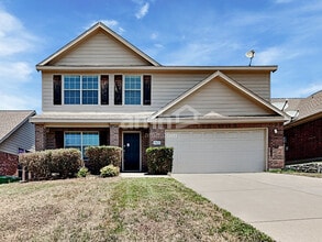 8923 Wild Rose Ln