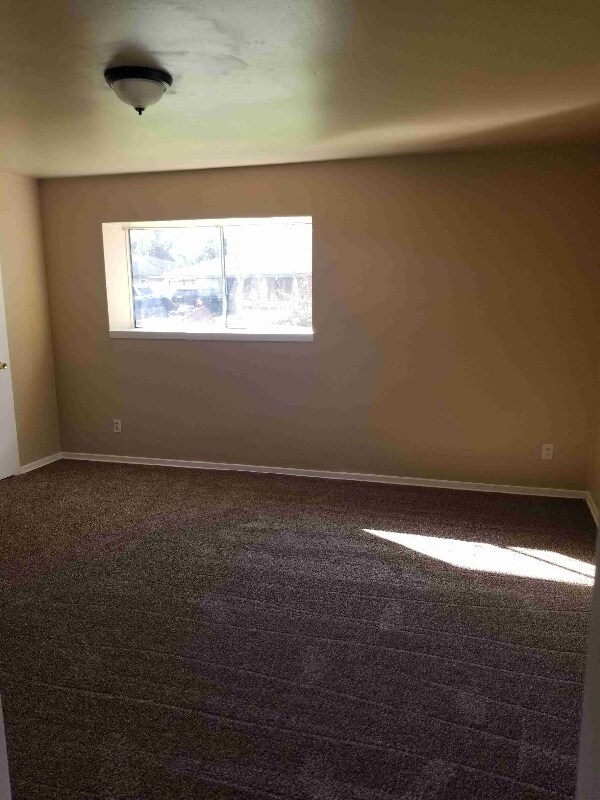 Building Photo - 4427 Trafalgar Dr