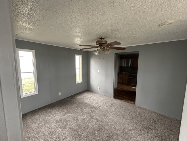 Building Photo - 7601 N Hwy Vv