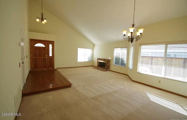 Foto del edificio - 6797 Oak Forest Dr
