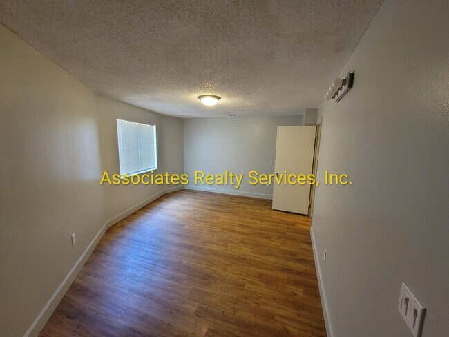 Building Photo - Newly renovated 3 bedroom,  in Lake Butler, available early Summer!