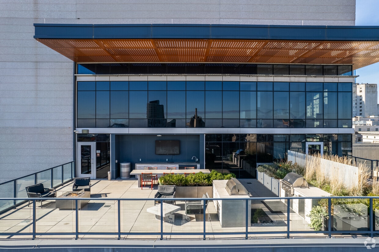 1213 Walnut - 1213 Walnut