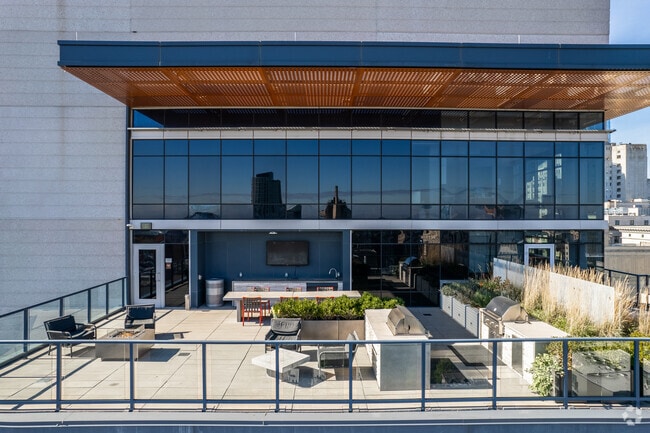 Terraza en la azotea del piso 25 - 1213 Walnut